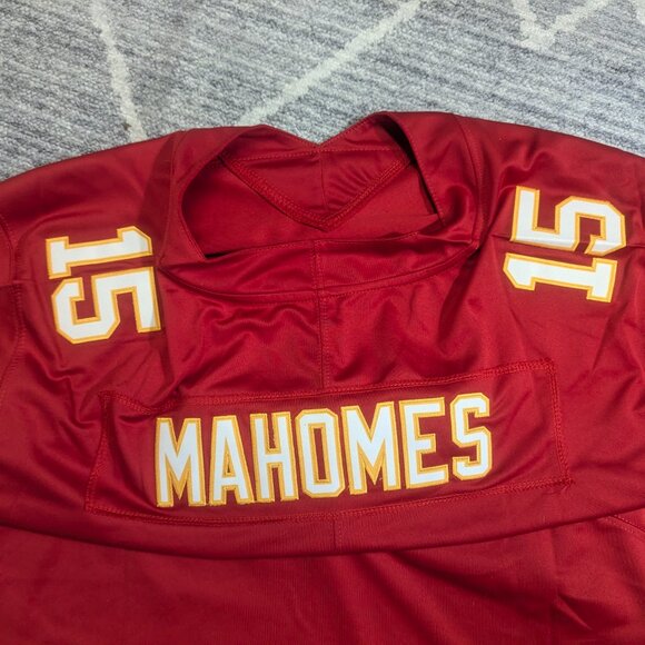 NWOT Kansas City Chiefs Jersey Size Large Red #15 Mahomes - Picture 11 of 11